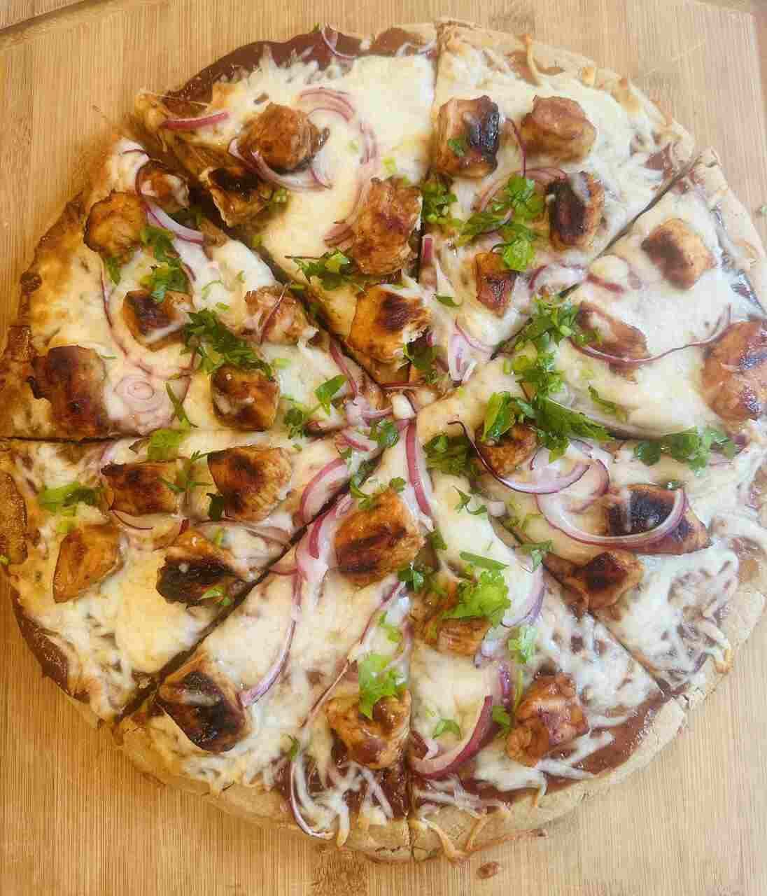 Teff BBQ Chicken Pizza