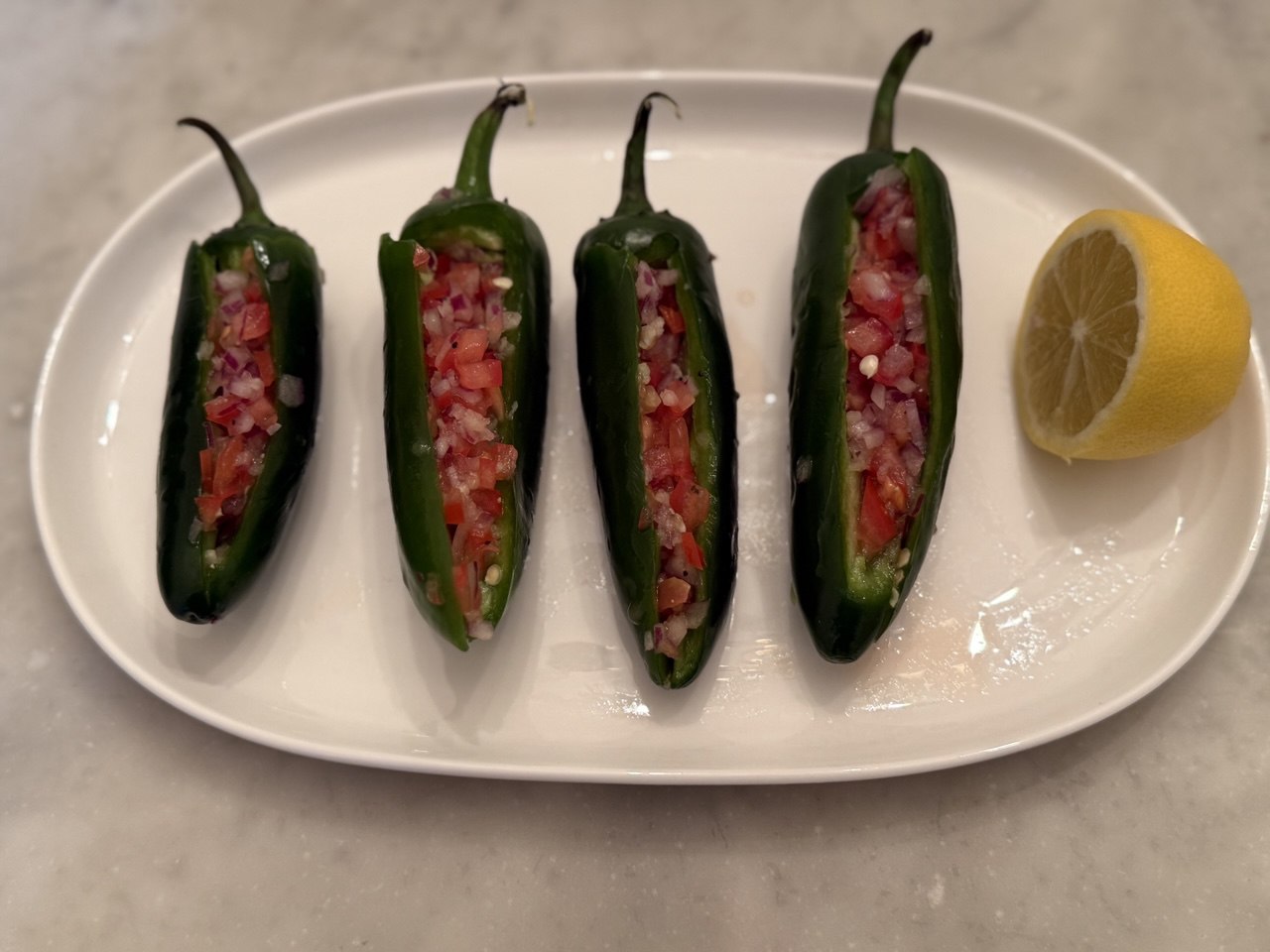 Stuffed Jalapeños (ቃሪያ ስንግ)